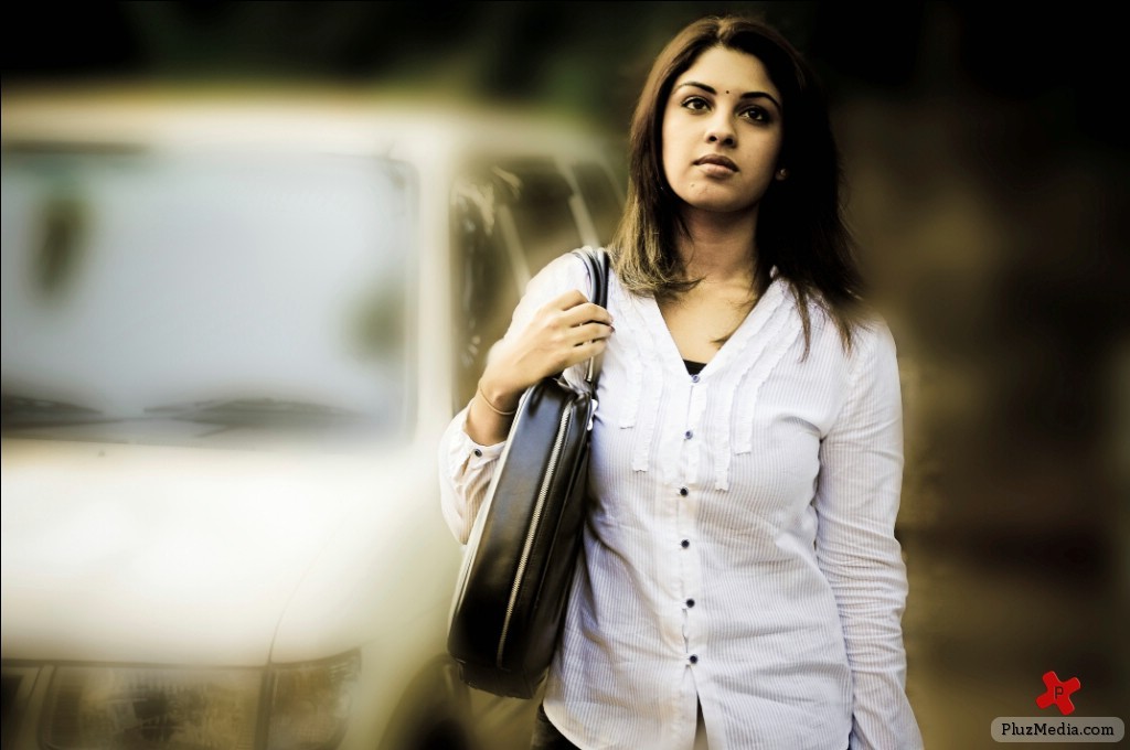 Richa Gangopadhyay - Dhanush's Mayakkam Enna Unseen Pictures | Picture 84530